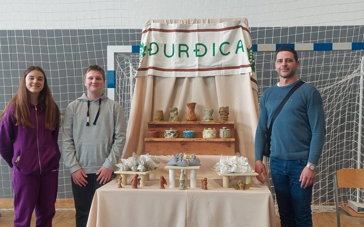 Učenička zadruga Đurđica predstavila svoje proizvode na XII. Smotri učeničkog zadrugarstva
