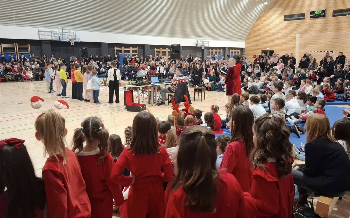 Školska priredba Božić u srcu