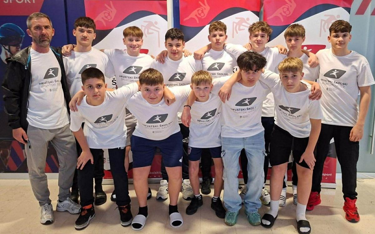 Rukometaši OŠ “Đuro Ester” na državnom natjecanju u Poreču